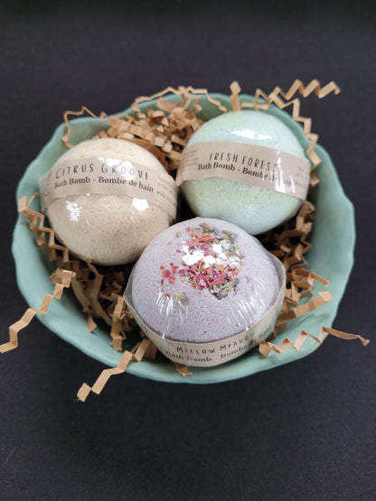🌿 Luxury Bath Bomb Gift Set (3 Pack) – Natural, Foaming, Essential Oil Bath Bombs